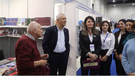 Prof. Acad. Hamlet Isakhanli's Presentation "Two Cultures: Science and Art" at 12th Baku International Book Fair